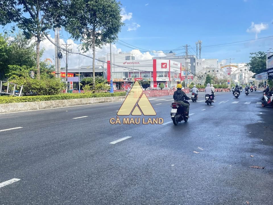 Nhà mặt tiền đường Ngô Quyền Cà Mau 248m² giá 8 triệu - Phù hợp kinh doanh!