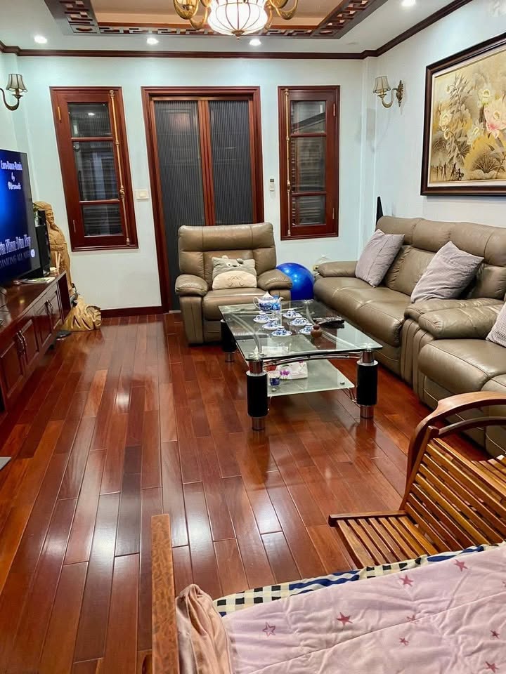 Nhà cho thuê tại Yên Xá, Tân Triều 75m² giá 20 triệu - Phù hợp ở gia đình và văn phòng!