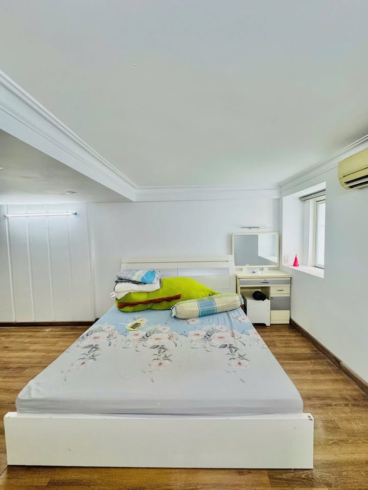 Nhà cho thuê đường Thích Quảng Đức, Q.Phú Nhuận, 60m² giá 30 triệu - Phù hợp cho gia đình lớn!