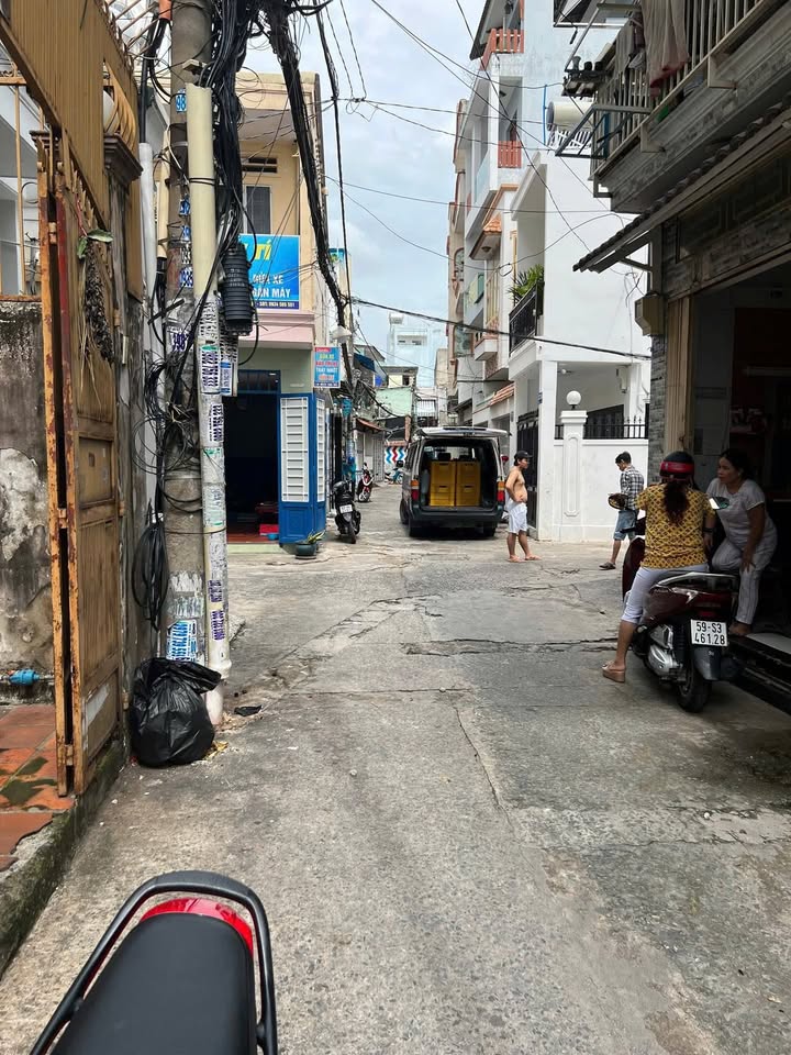 Nhà nguyên căn Phan Văn Trị, Bình Thạnh 10 triệu - Chính chủ cho thuê ngay!