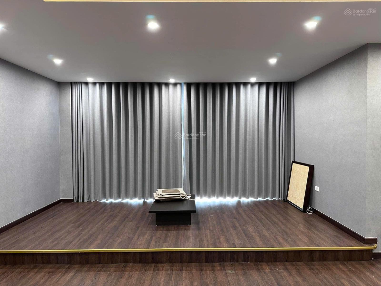 Căn hộ 3PN, 3WC, 191m² tại AZ Lâm Viên Complex, 14.5 tỷ - Thiết kế hiện đại, view đẹp!