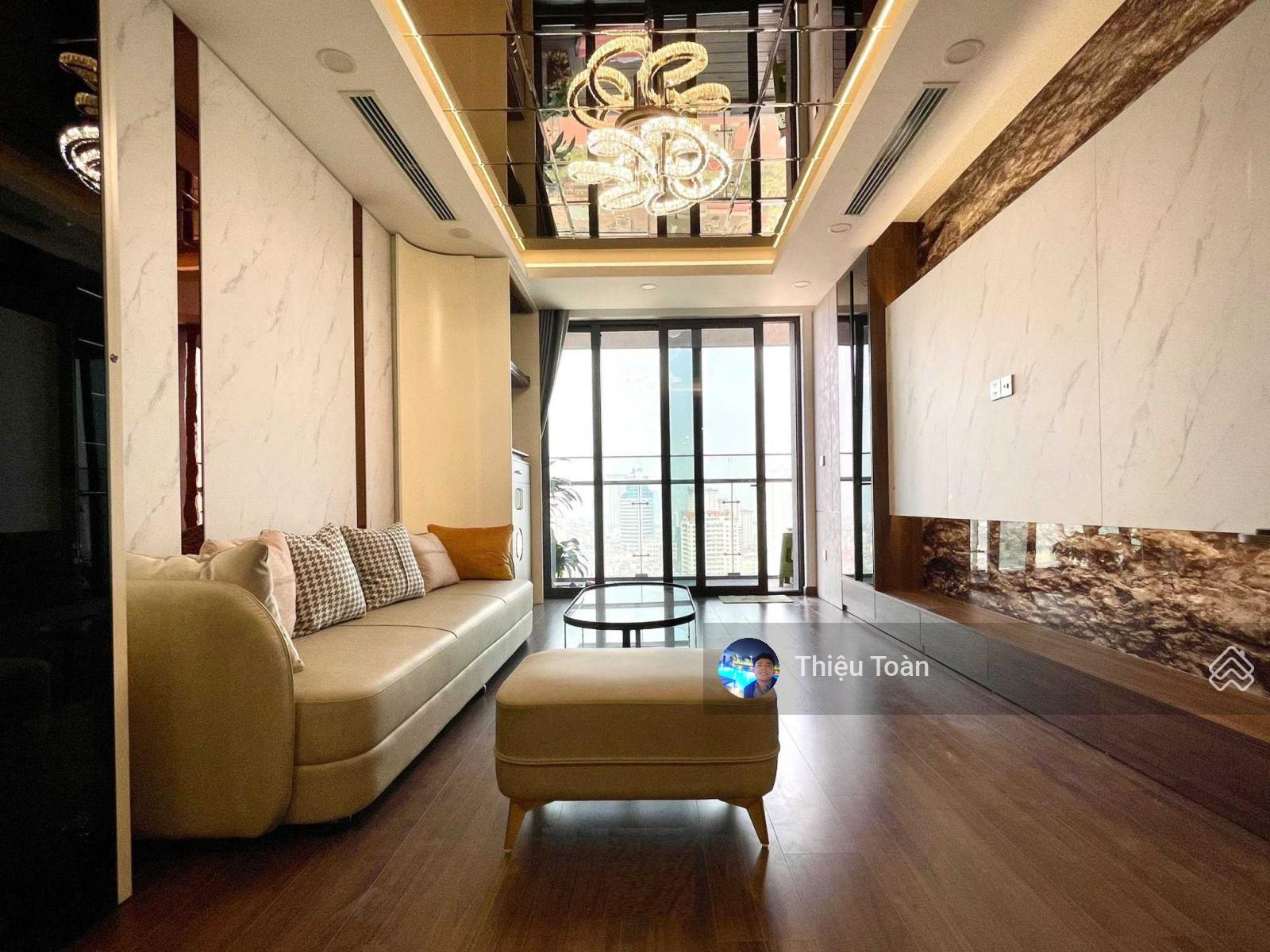 Căn hộ cho thuê chung cư Aqua Central - 44 Yên Phụ, 120m² - Nội thất cao cấp, view thoáng đãng