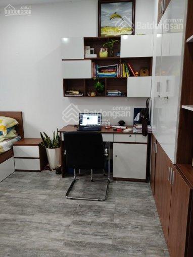 Phòng trọ khu biệt thự đối diện Đại học RMIT 35m² - Giá 4,8 triệu/tháng, đầy đủ tiện nghi!