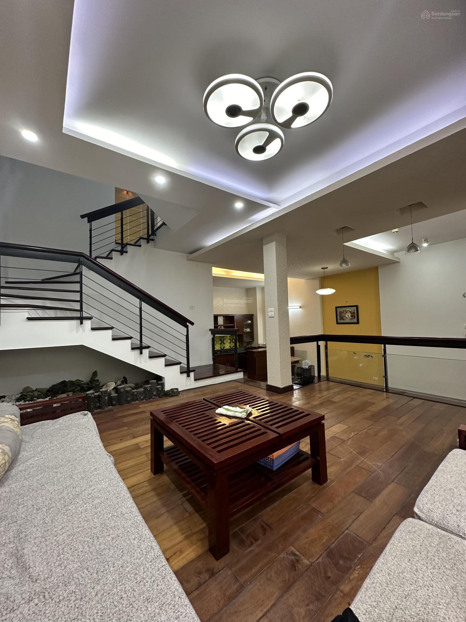 Nhà phố Mỹ Đình 1 96m² giá 37.95 tỷ - Chính chủ, vị trí đẹp, an ninh cao!