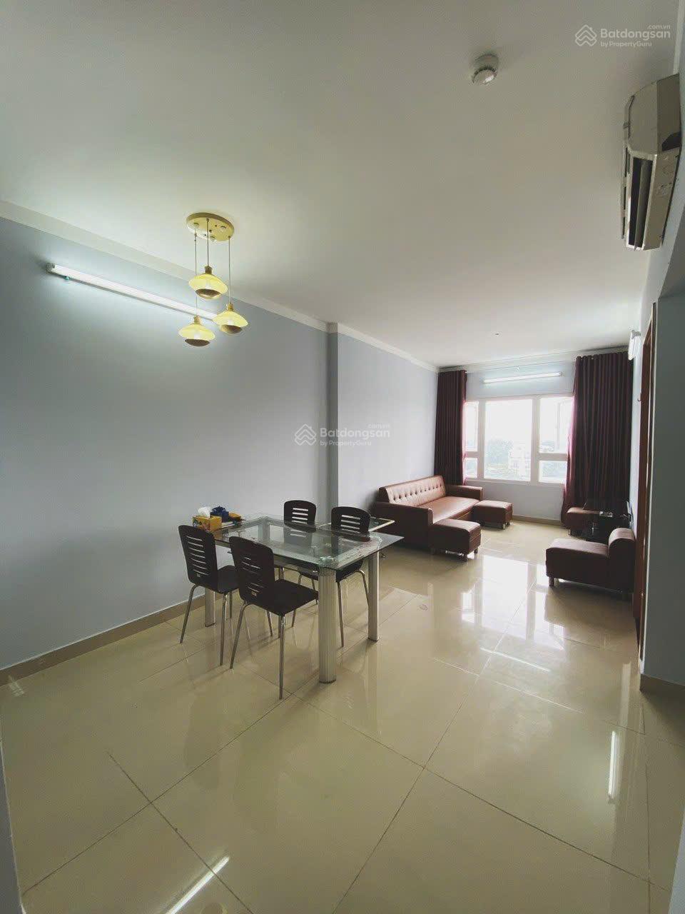Căn hộ Saigonres Bình Thạnh 72m² giá 12 triệu - Nội thất cơ bản, view thoáng mát