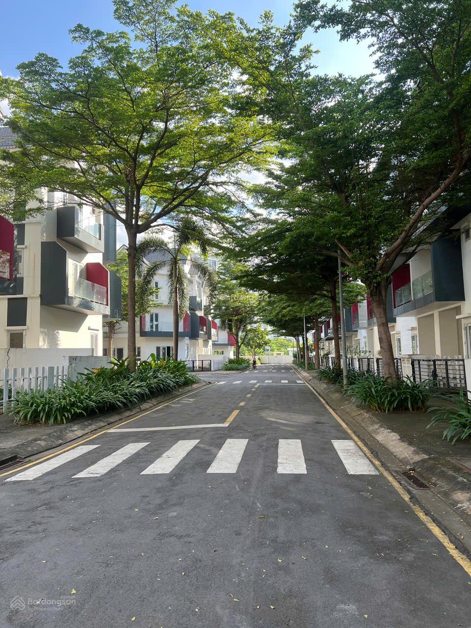 Shophouse KDC Tân Cảng Phú Hữu 108m² giá 7.6 tỷ - Cơ hội đầu tư đắt giá!