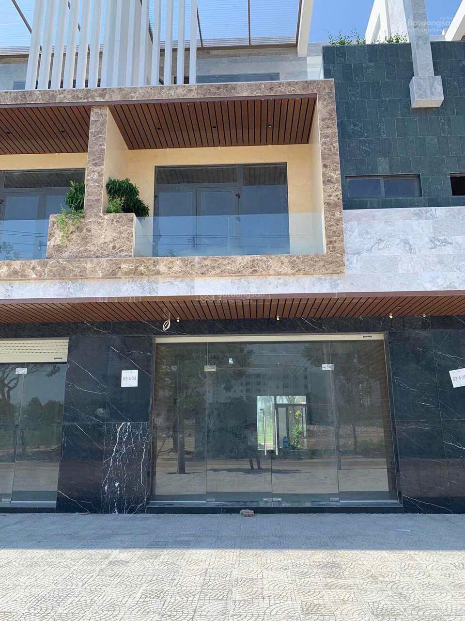 Nhà phố liền kề 2 mặt tiền tại Marina Complex Đà Nẵng 144m² giá thỏa thuận - Gần sông Hàn