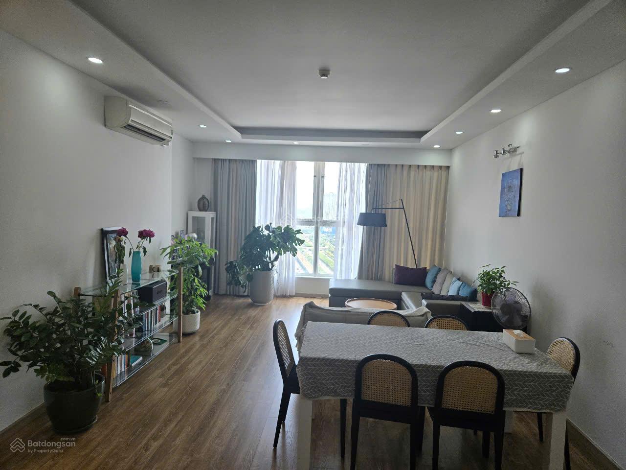 Căn hộ 3PN Thảo Điền Pearl 136m² giá 30 triệu - View sông lộng lẫy!