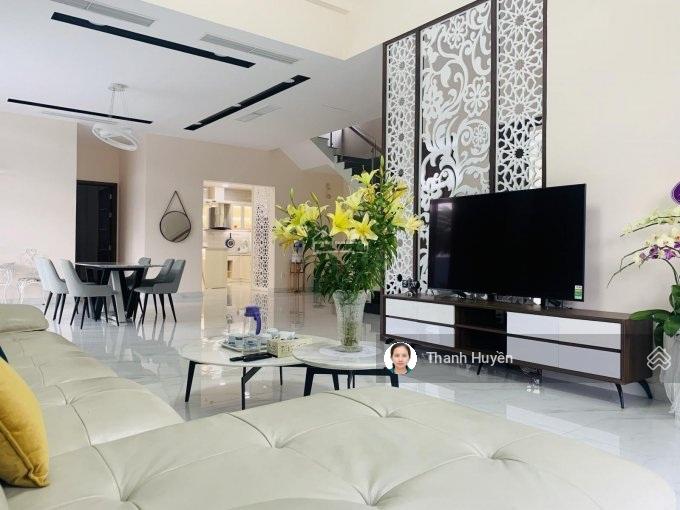 Cho thuê biệt thự Riviera Cove Quận 9 480m² giá 55 triệu - Nội thất mới, giao ngay!