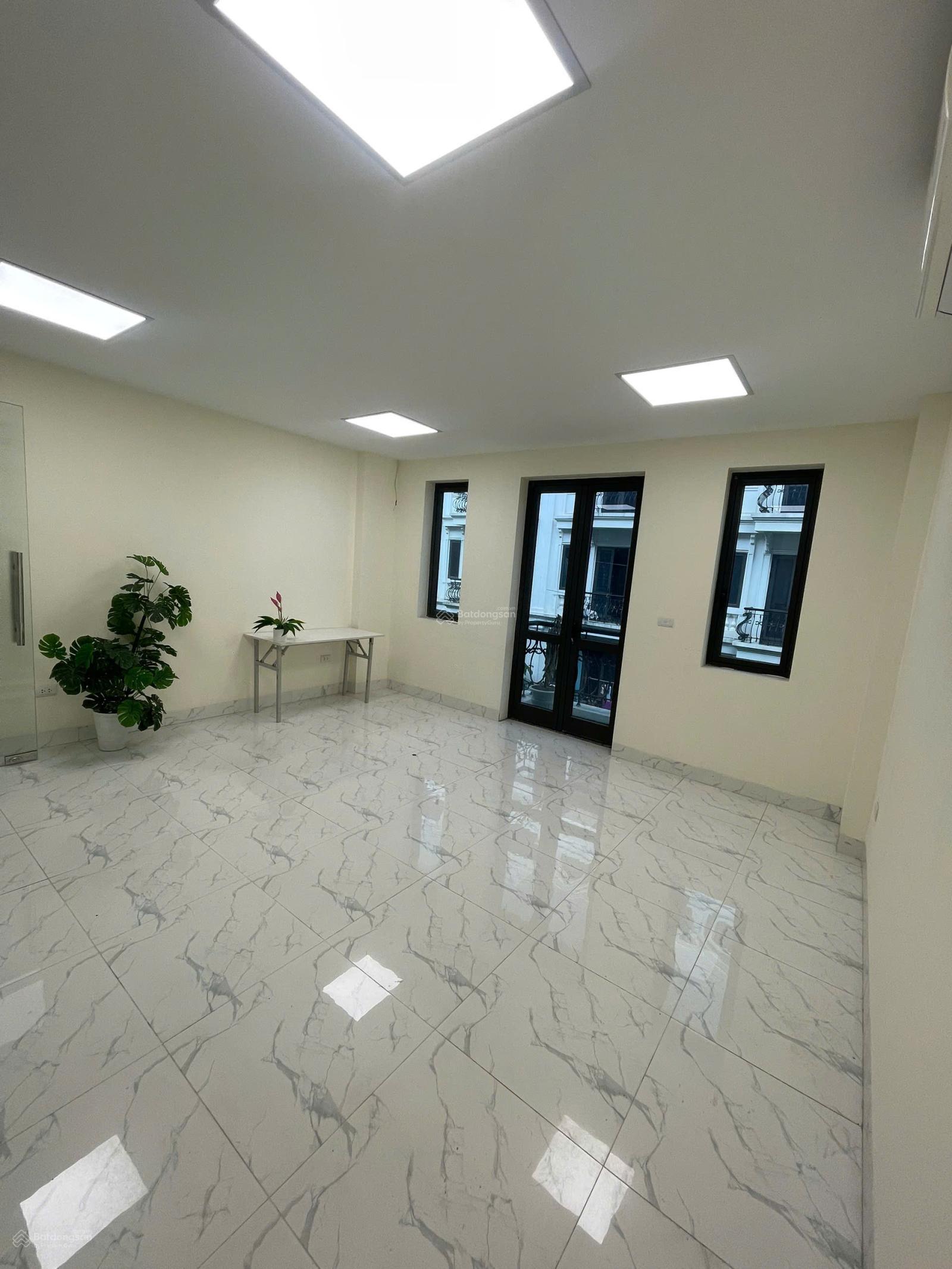 Văn phòng cho thuê tại Kiến Hưng Luxury 67m² - Giá chỉ 7 triệu/tháng!