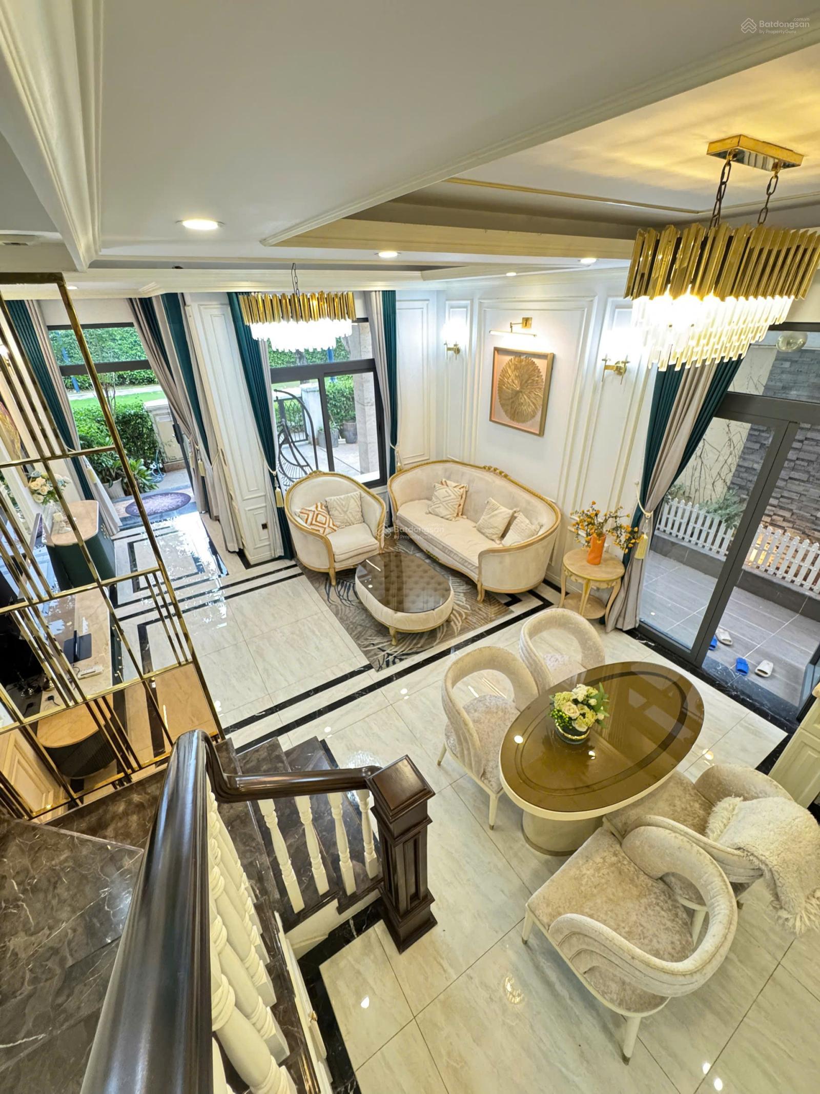 Cho thuê nhà phố Verosa Park 105m² giá 35 triệu - Full nội thất cao cấp, sân vườn