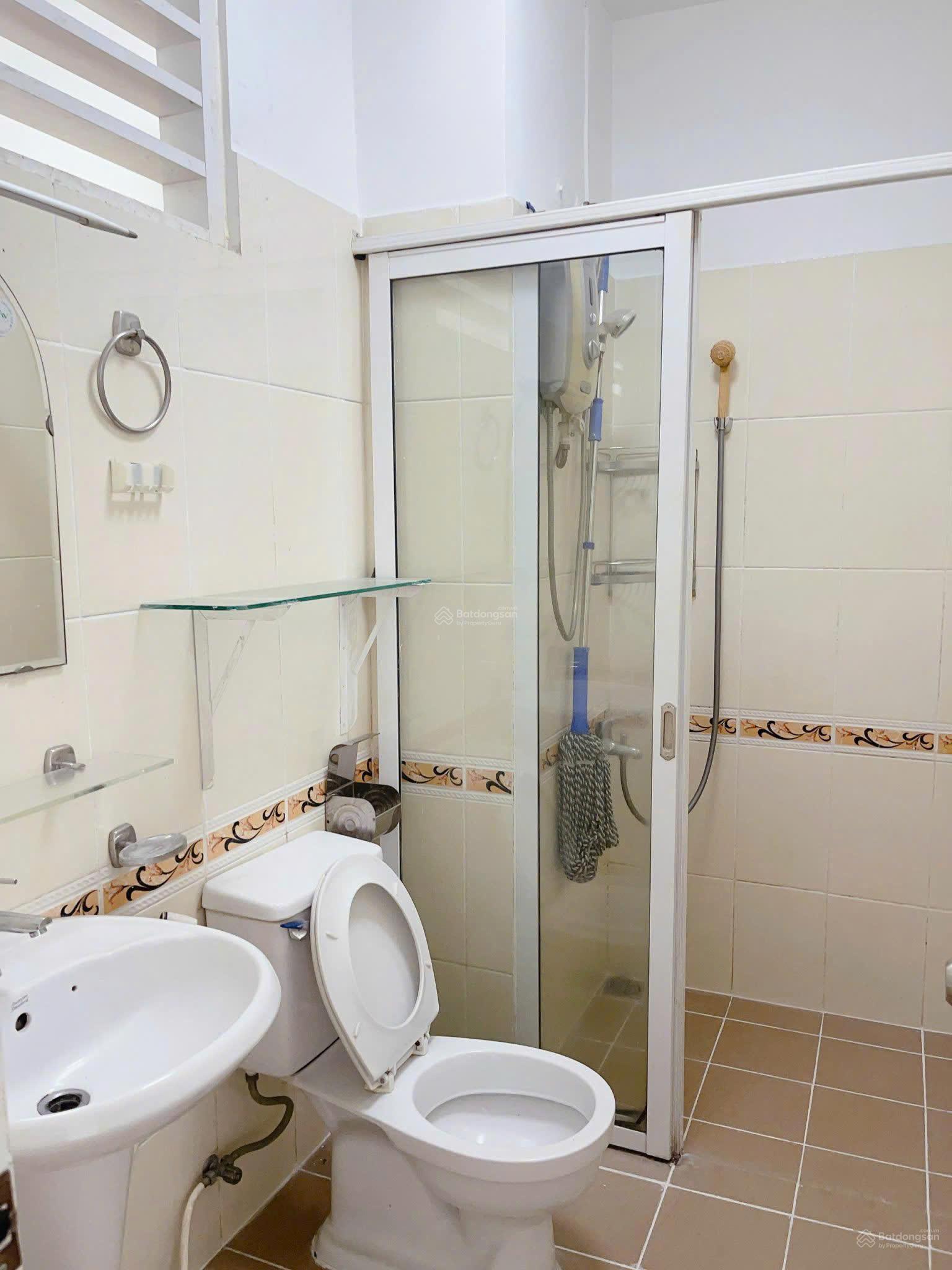 Căn hộ 2PN Him Lam Nam Khánh, Quận 8, 80m² giá 10.5 triệu - Nhận nhà ngay!