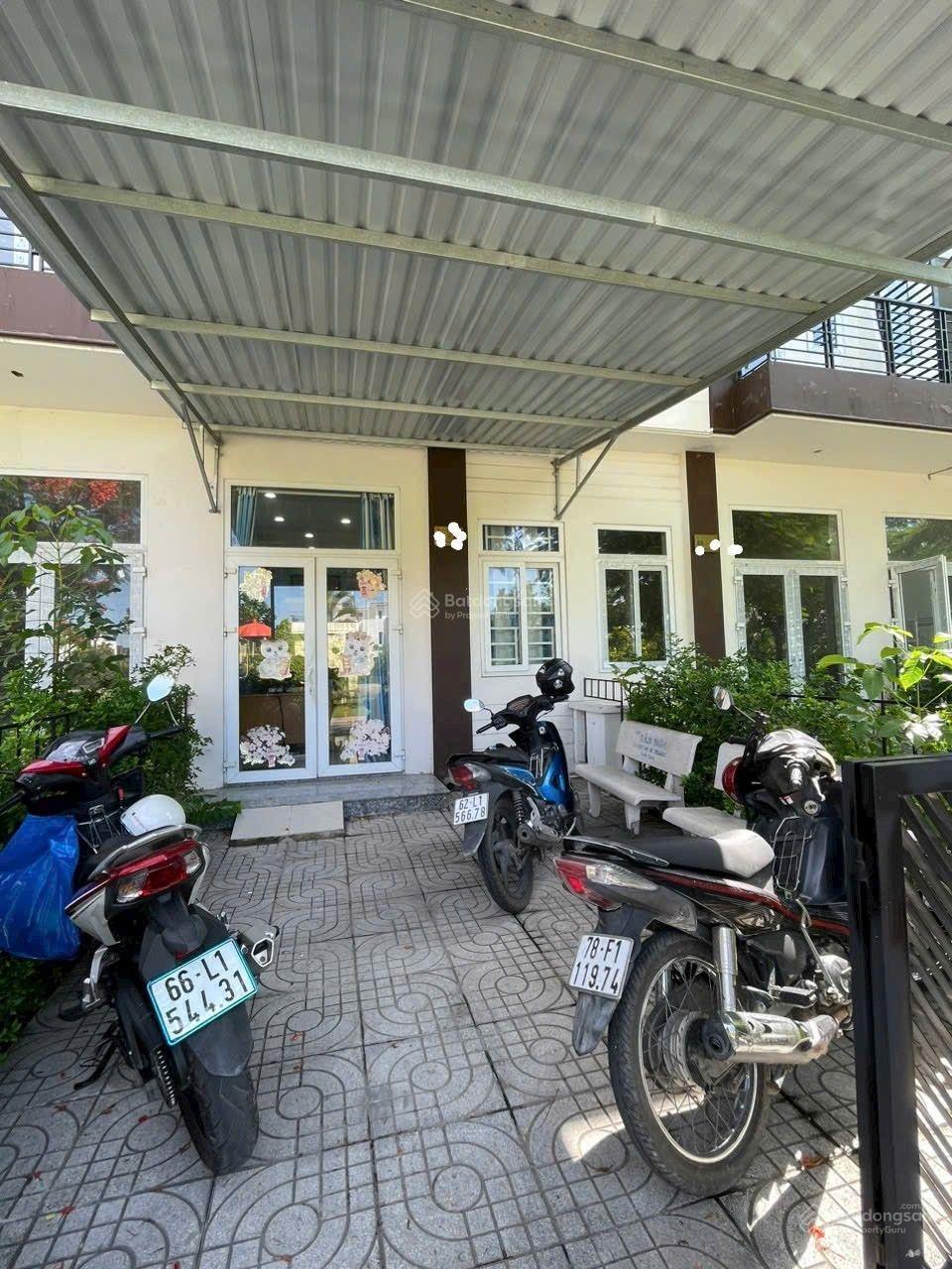 Nhà phố cho thuê Trần Anh Riverside Bến Lức 68m² giá 6.5 triệu - View sông thoáng mát!