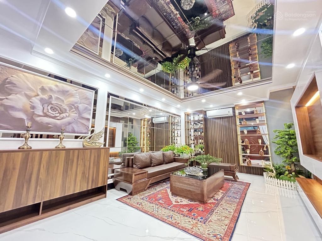 Townhouse Kim Mã 48m² giá 15.4 tỷ - Thiết kế đẳng cấp 5 sao!