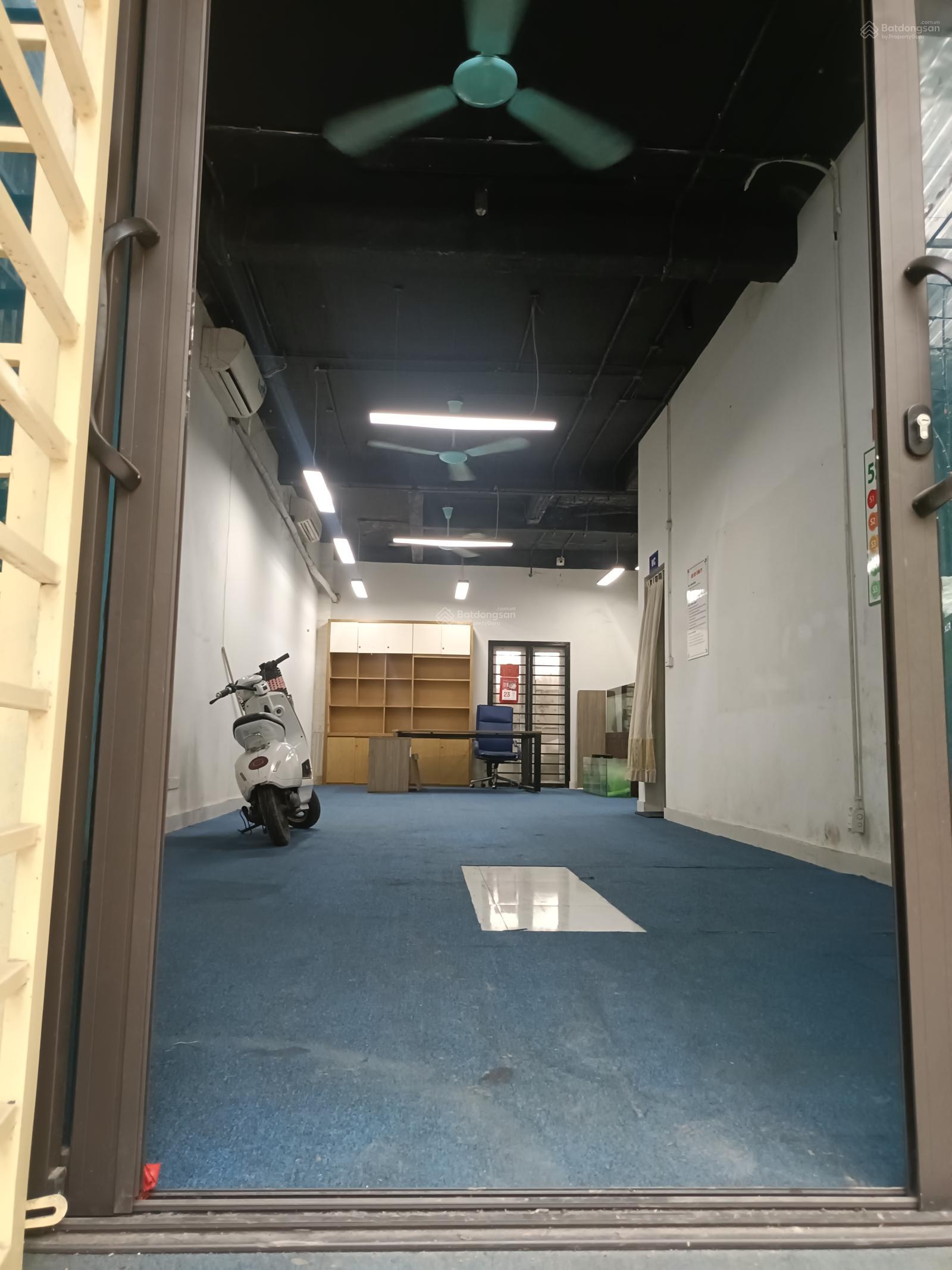 Cho thuê nhà liền kề Viglacera Xuân Phương 100m² giá chỉ 14 triệu - Không thể bỏ lỡ!