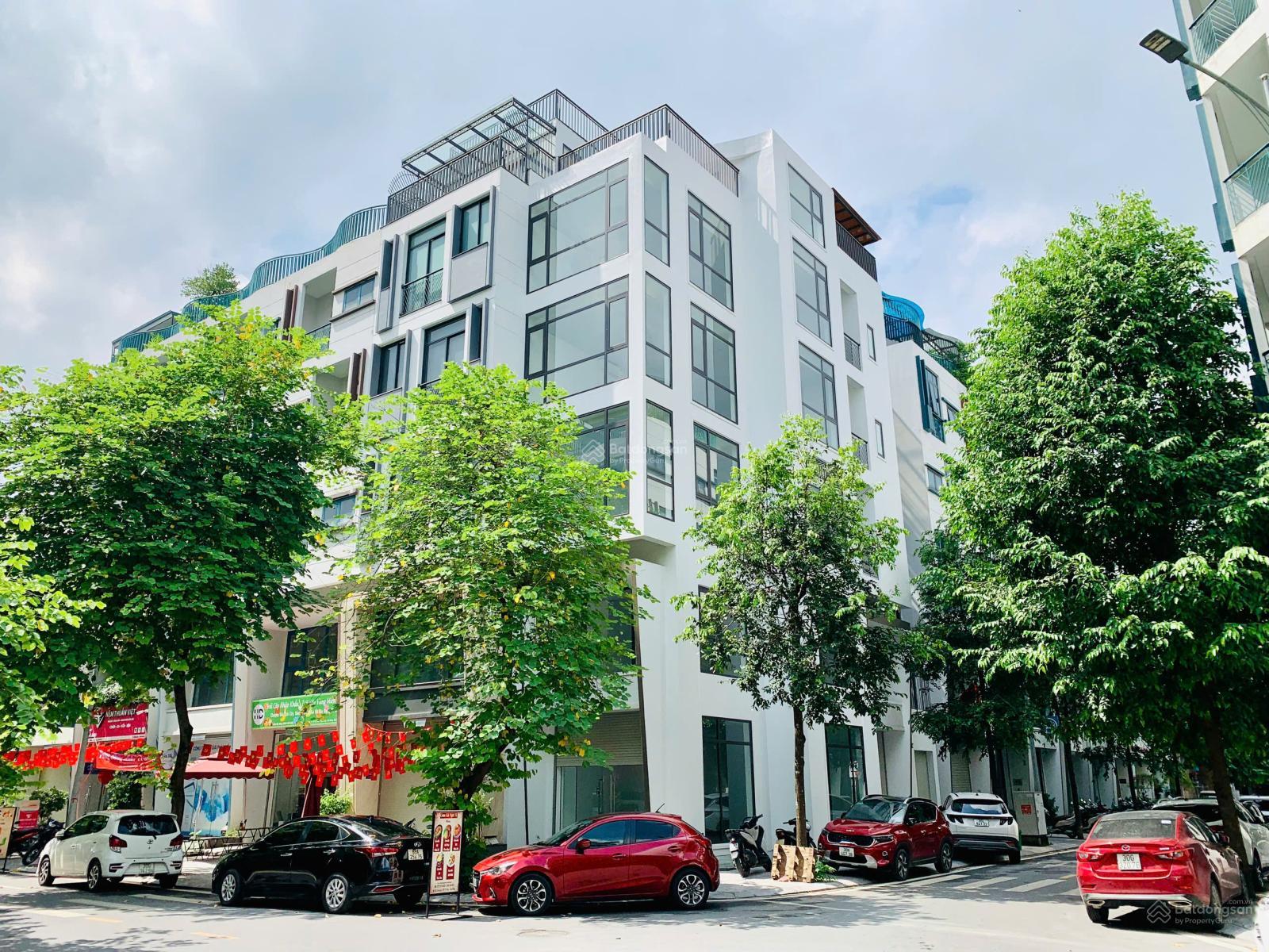 Cho thuê nhà phố TSQ Galaxy Vạn Phúc 400m² giá 55 triệu - Thiết kế thông sàn hiện đại!