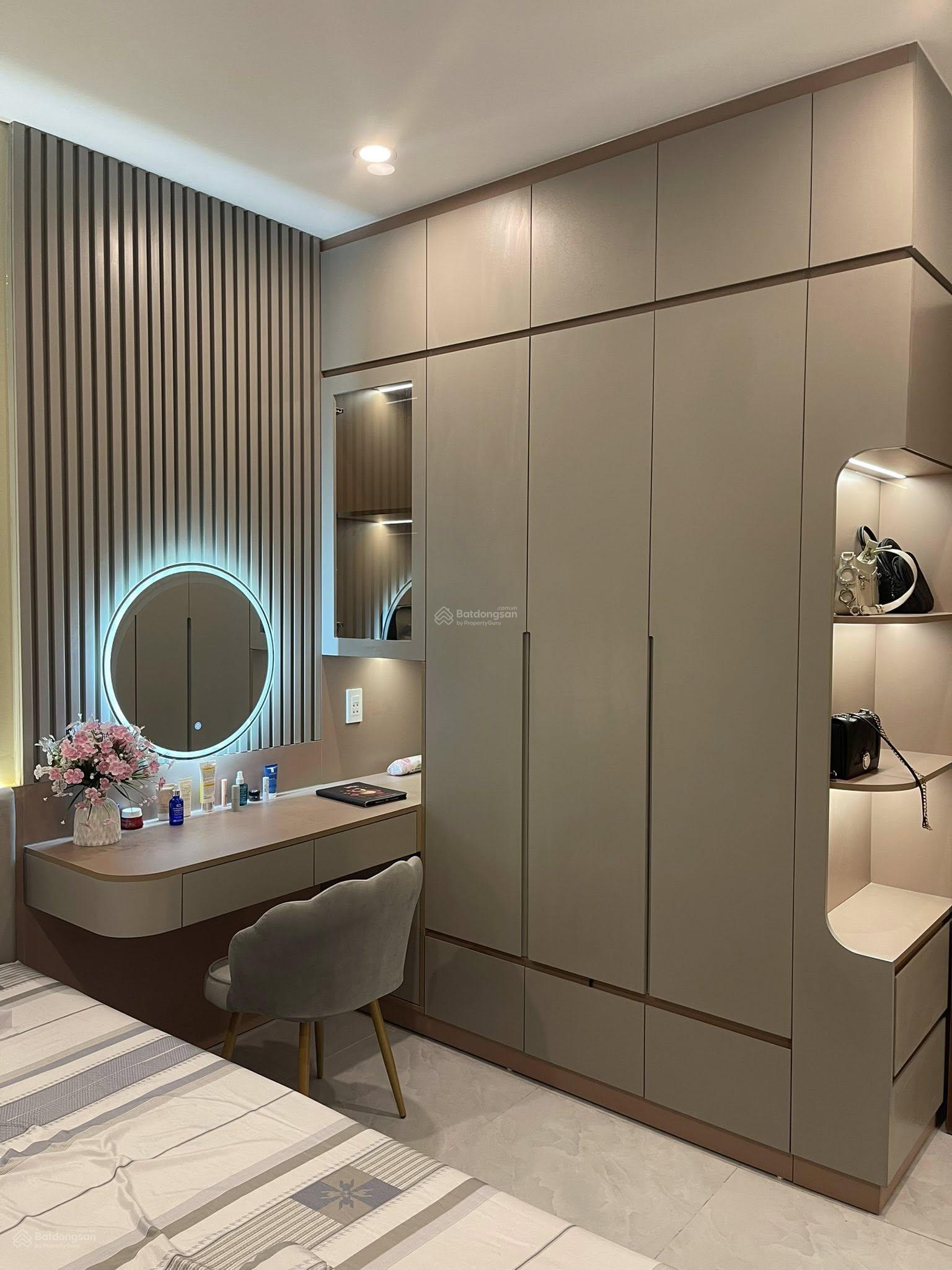 Căn hộ 2 ngủ The Matrix One 90m² giá 9 tỷ - Thiết kế vuông vắn, view hồ hiếm!