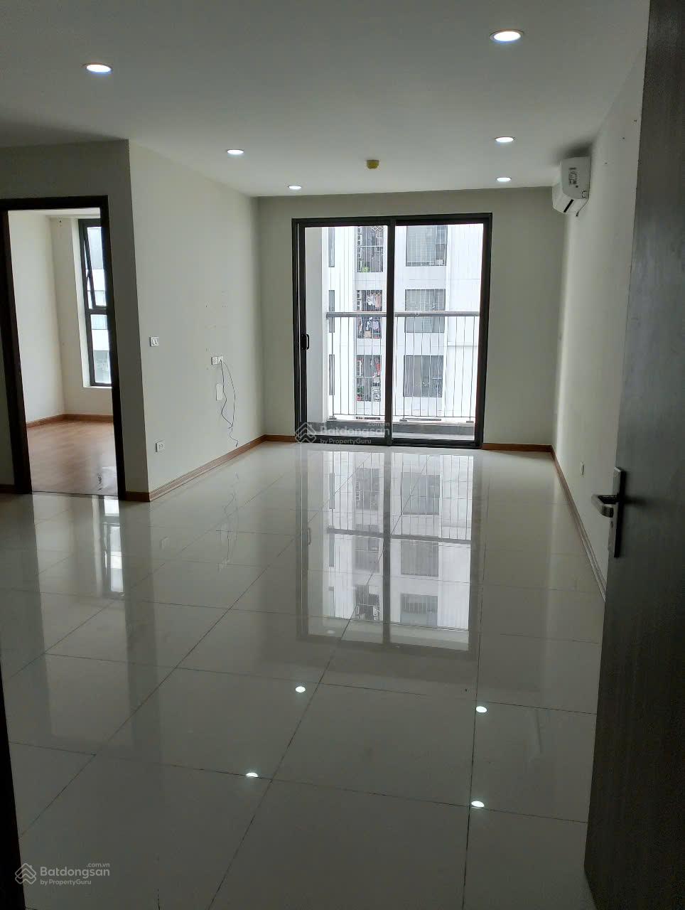 Cho thuê căn hộ 2PN, 2WC, 90m² giá 10.5 triệu tại Lilama - 52 Lĩnh Nam, Hoàng Mai