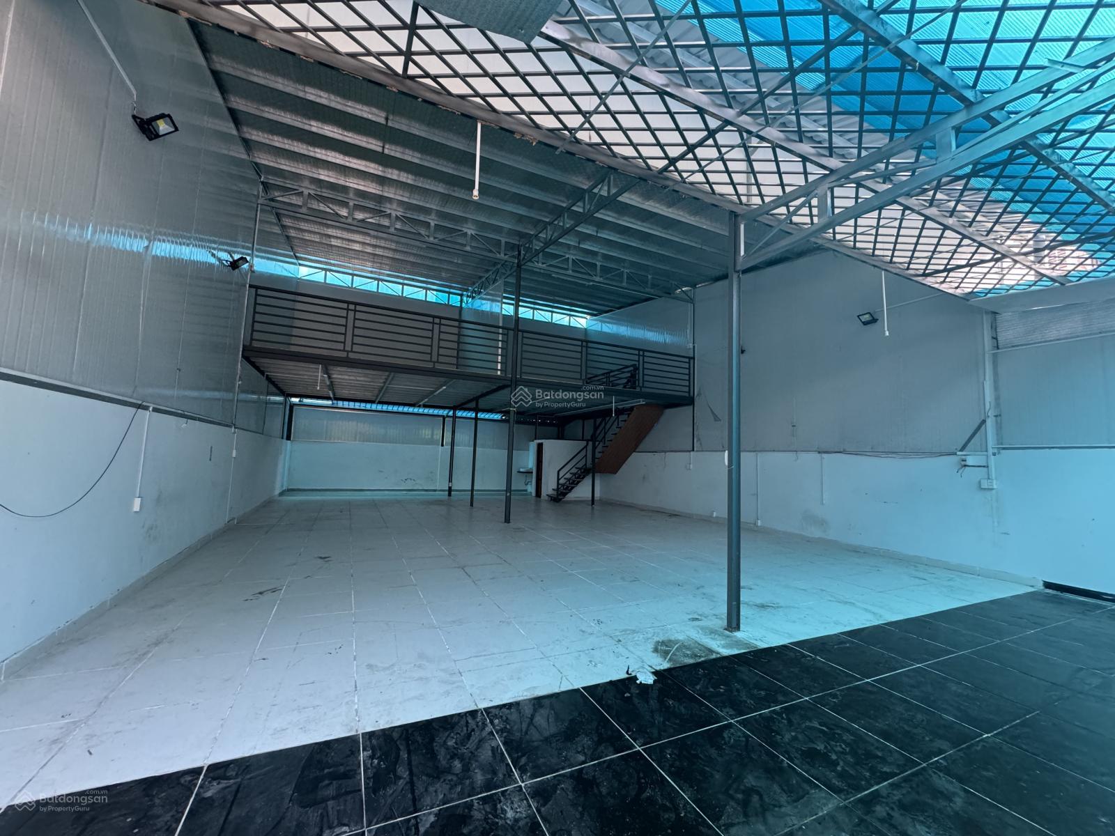 Kho cho thuê KDC Bình Lợi, P13, Bình Thạnh 250m² - Phù hợp làm văn phòng hoặc kho