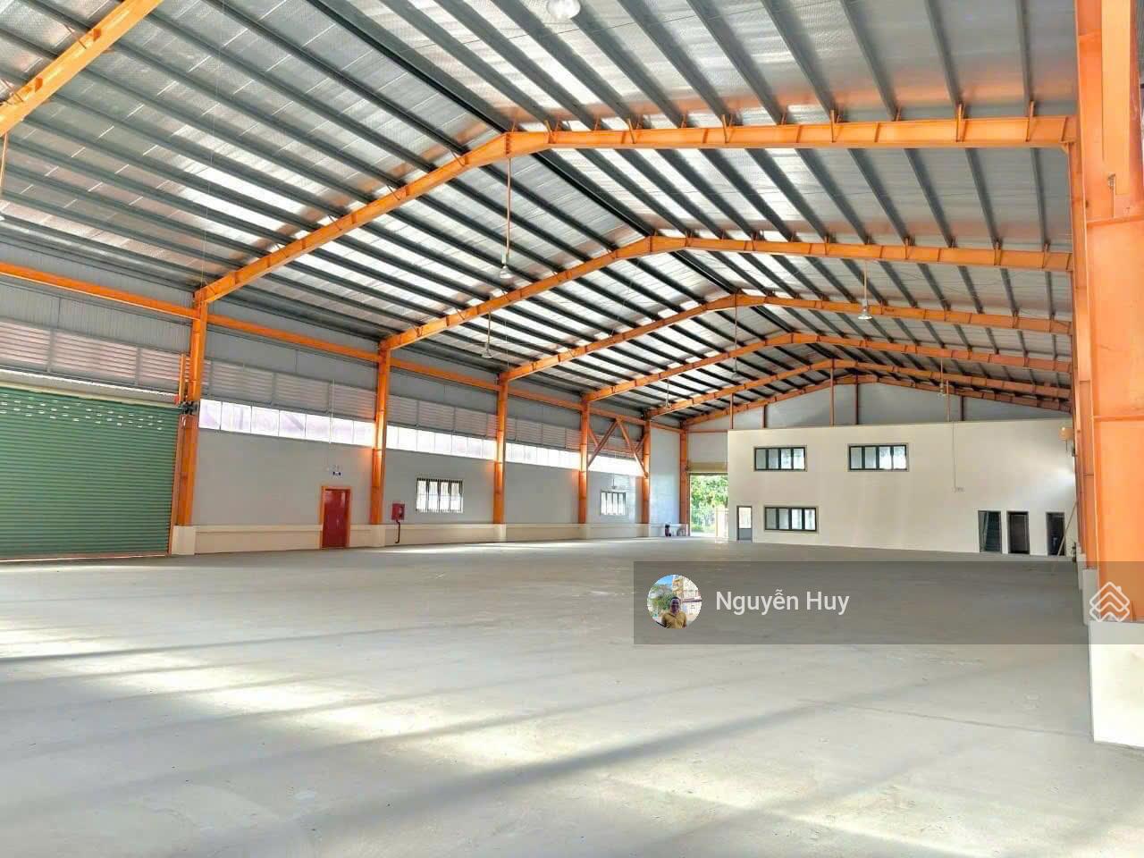 Cho thuê xưởng tại KCN Tân Tạo 4.500m² giá 535.5 triệu - Tiện ích đầy đủ, vị trí đẹp!