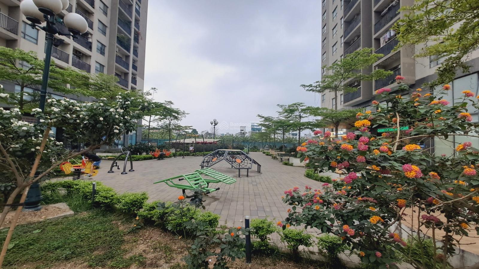 Căn hộ 2PN tại Xuân Phương Residence 60m² chỉ 9 triệu - Không gian sống tiện nghi!