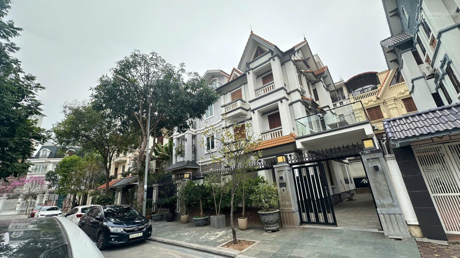 Cho thuê biệt thự 229 Phố Vọng, Đồng Tâm, Hai Bà Trưng 180m² giá 40 triệu - Phù hợp làm văn phòng