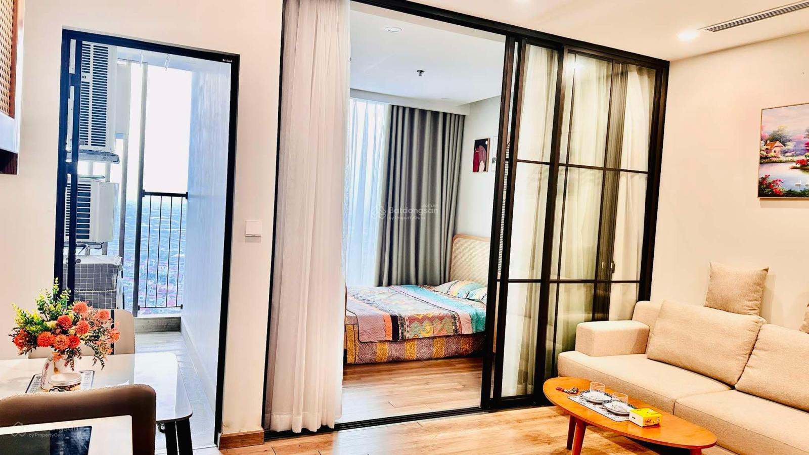 Căn hộ R2 Onsen Ecopark 32m² - View sông Hồng, full đồ, vào ở ngay!