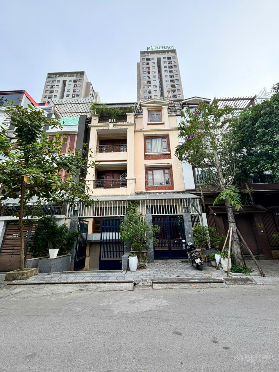 Cho thuê liền kề VOV Mễ Trì 120m² giá 50 triệu - Mặt tiền đẹp, tiện nghi cao cấp!