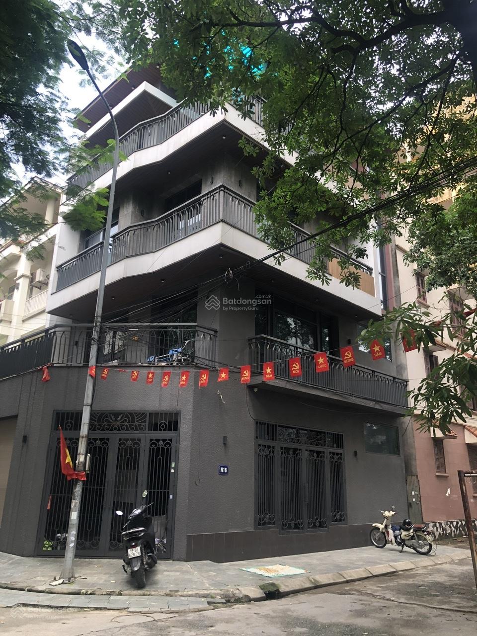 Cho thuê biệt thự 200m2 4 tầng tại Xuân Phương Tasco - Giá ưu đãi chỉ 28 triệu VND!