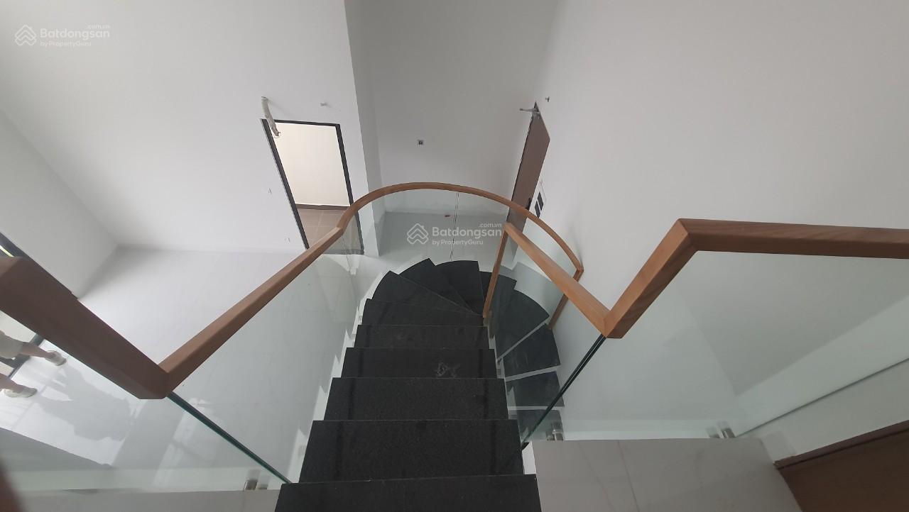 Căn hộ duplex The Pegasuite 2 Quận 8 98m² giá 5,1 tỷ - Pháp lý đầy đủ, view đẹp