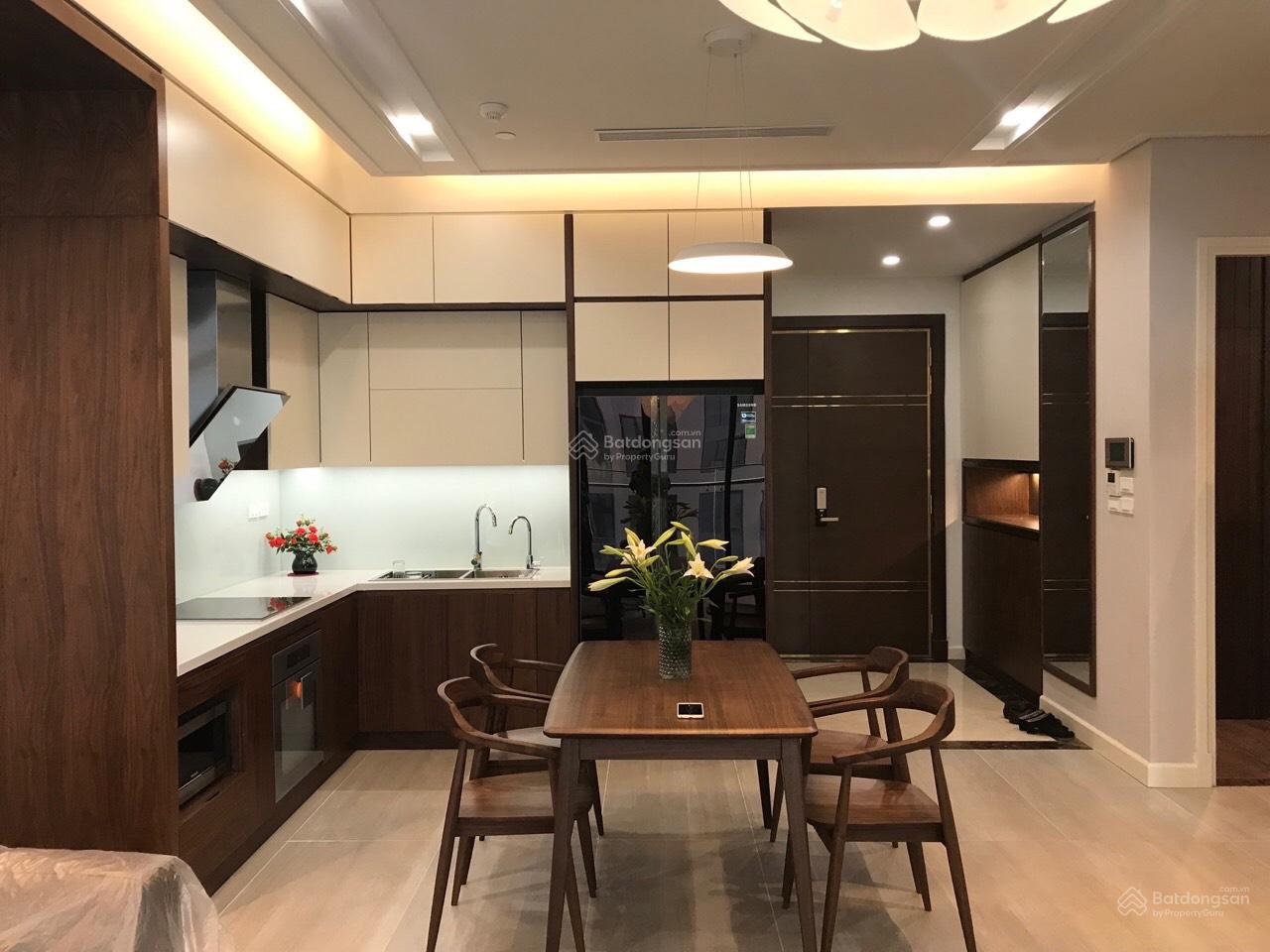 Cho thuê căn hộ M5 - Nguyễn Chí Thanh 149m² giá 17 triệu - Đầy đủ nội thất sang trọng!