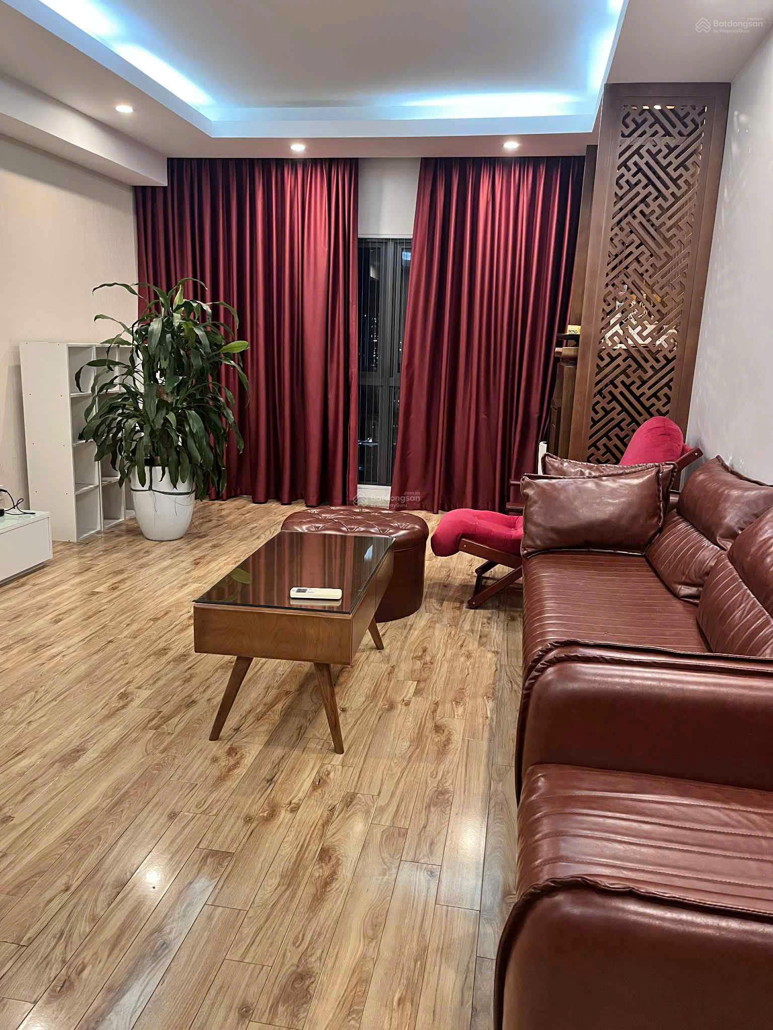 Căn hộ 3PN chung cư Mulberry Lane 132m² giá 18 triệu - Nội thất xịn, view thoáng