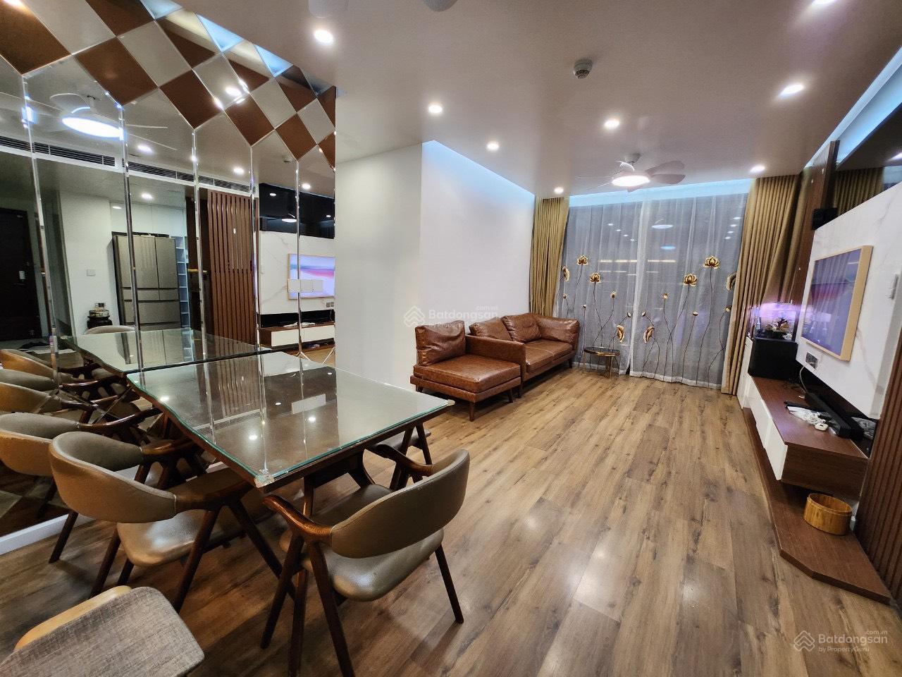 Căn hộ 6th Element Xuân La 83m² giá 10 tỷ - Phong thủy tốt, nội thất đầy đủ!