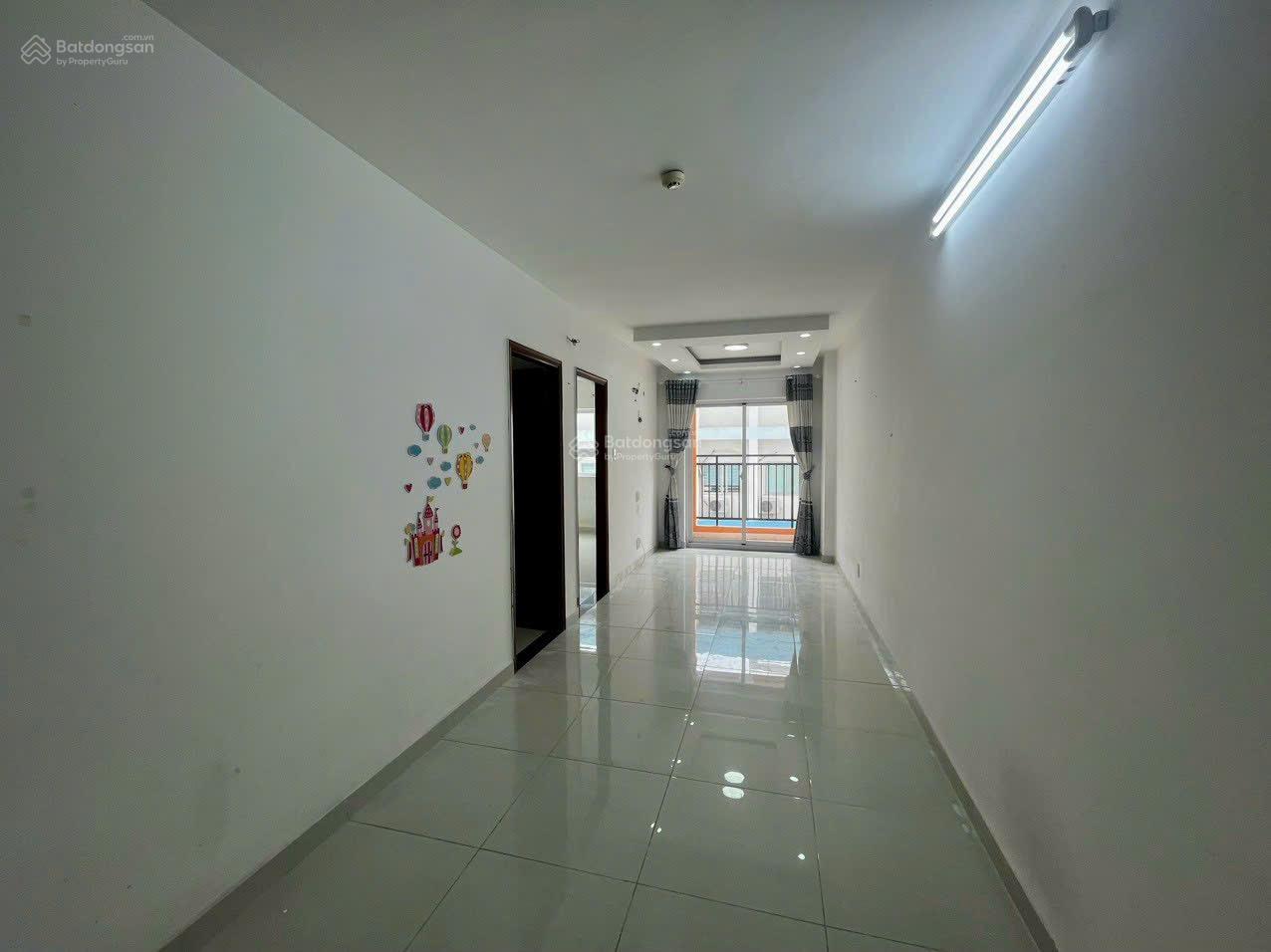 Căn hộ 8X Plus Trường Chinh 63m² giá 2.57 tỷ - Ban công mát mẻ, sổ hồng riêng