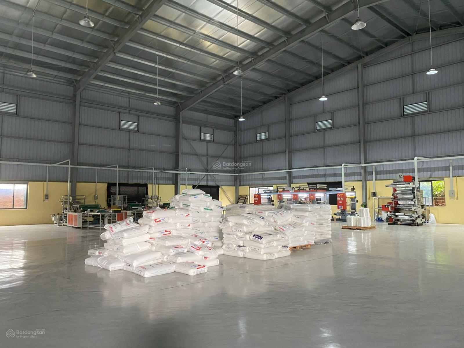 Cho thuê gấp kho xưởng KCN Phú Nghĩa 2000m² giá 150 triệu - Zamil cao thoáng, vị trí đắc địa!