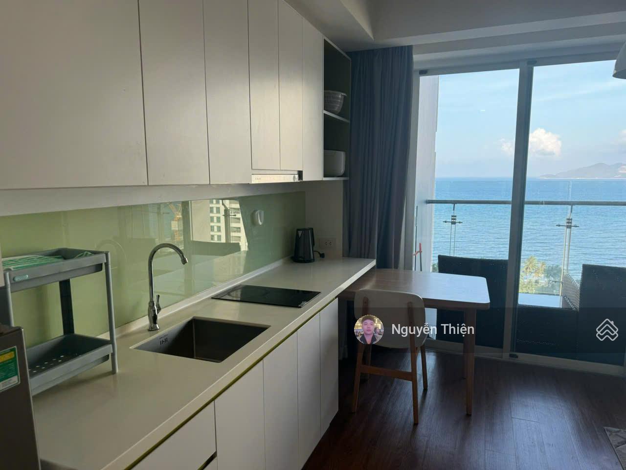 Căn hộ studio view biển Nha Trang 50m² giá 12 triệu - Đầy đủ tiện nghi, gần trung tâm!