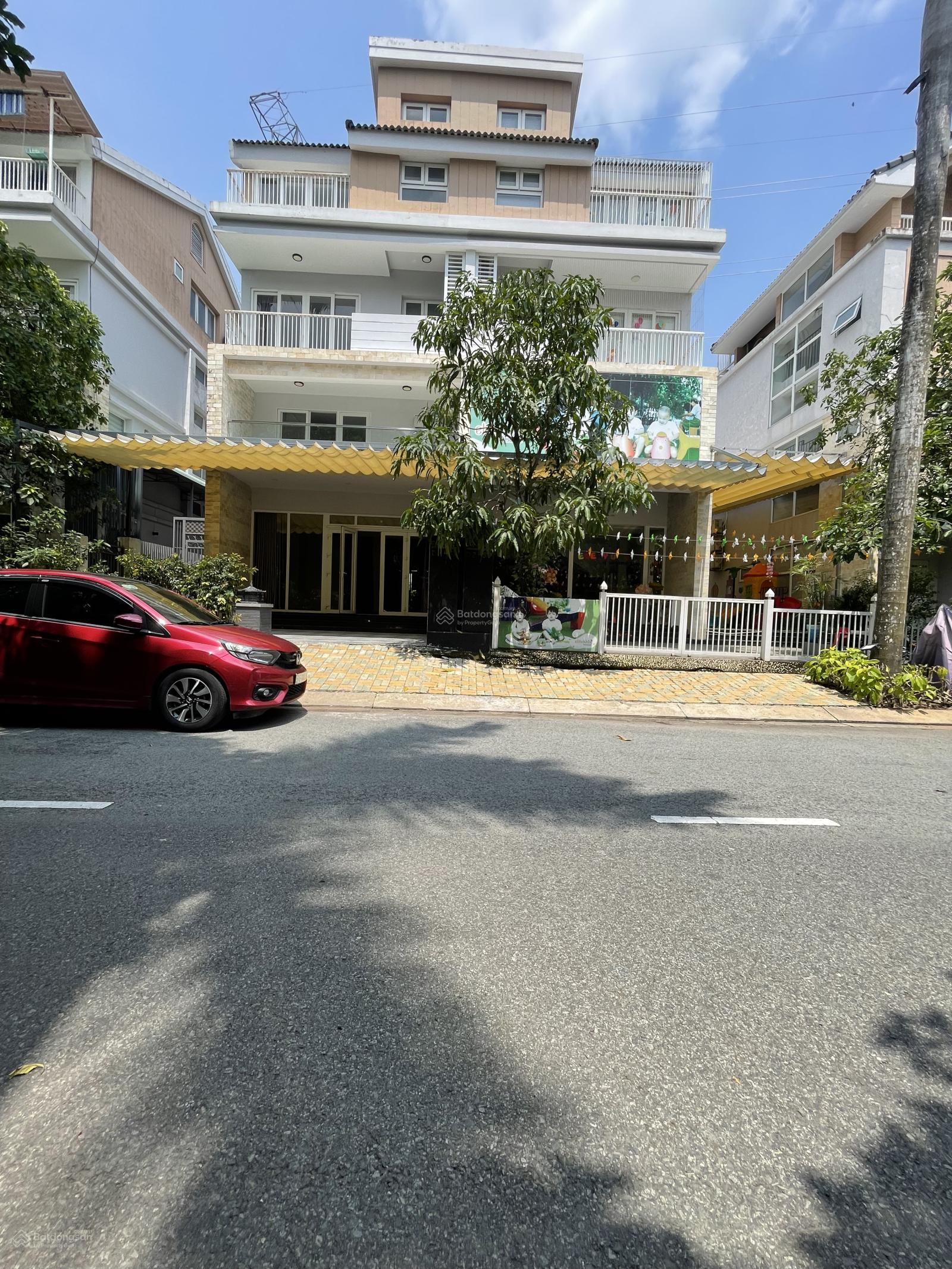 Biệt thự cho thuê Dragon Parc 2, 184m² giá 50 triệu - Thiết kế hiện đại, tiện ích đầy đủ!