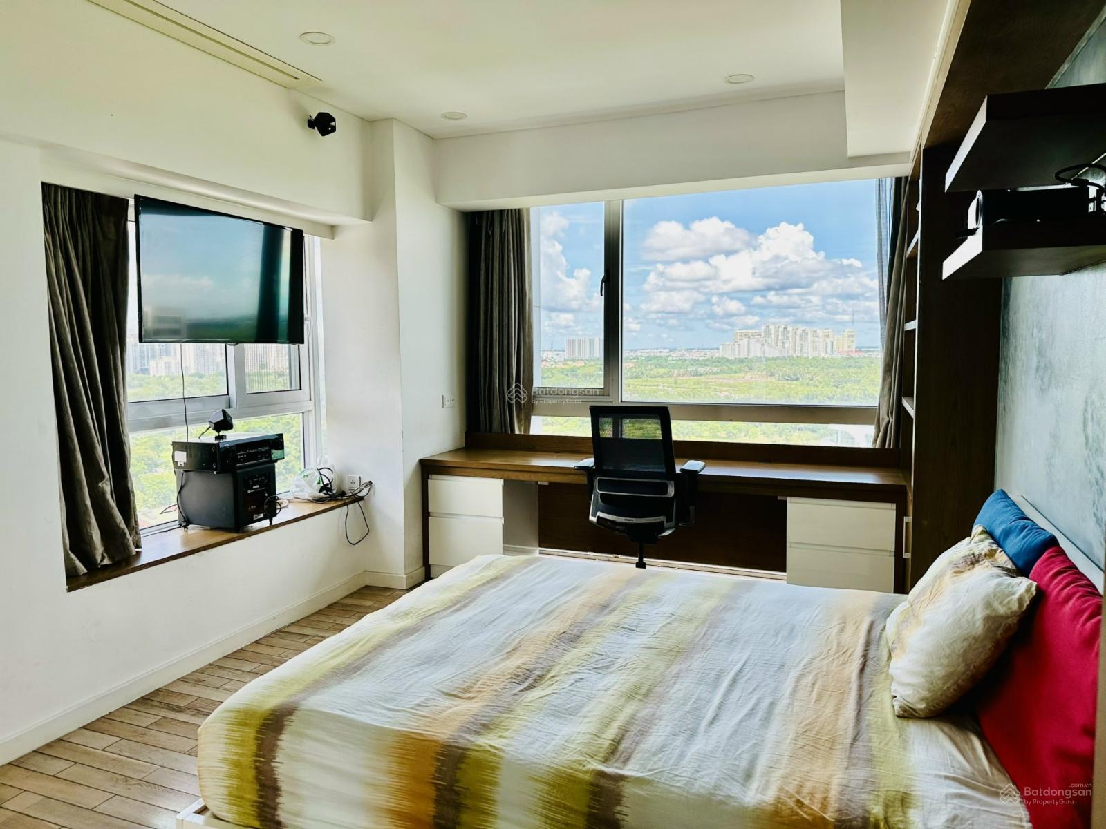 Căn hộ Penthouse Duplex Happy Valley, Phú Mỹ Hưng 280m² - Giá thuê 60 triệu/tháng, nội thất mới 100%!