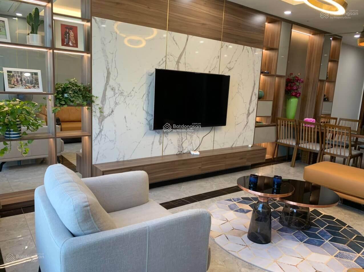 Căn hộ 2PN tại Bắc Từ Liêm 70m² giá 5.8 tỷ - Sổ hồng sẵn, nội thất đầy đủ!