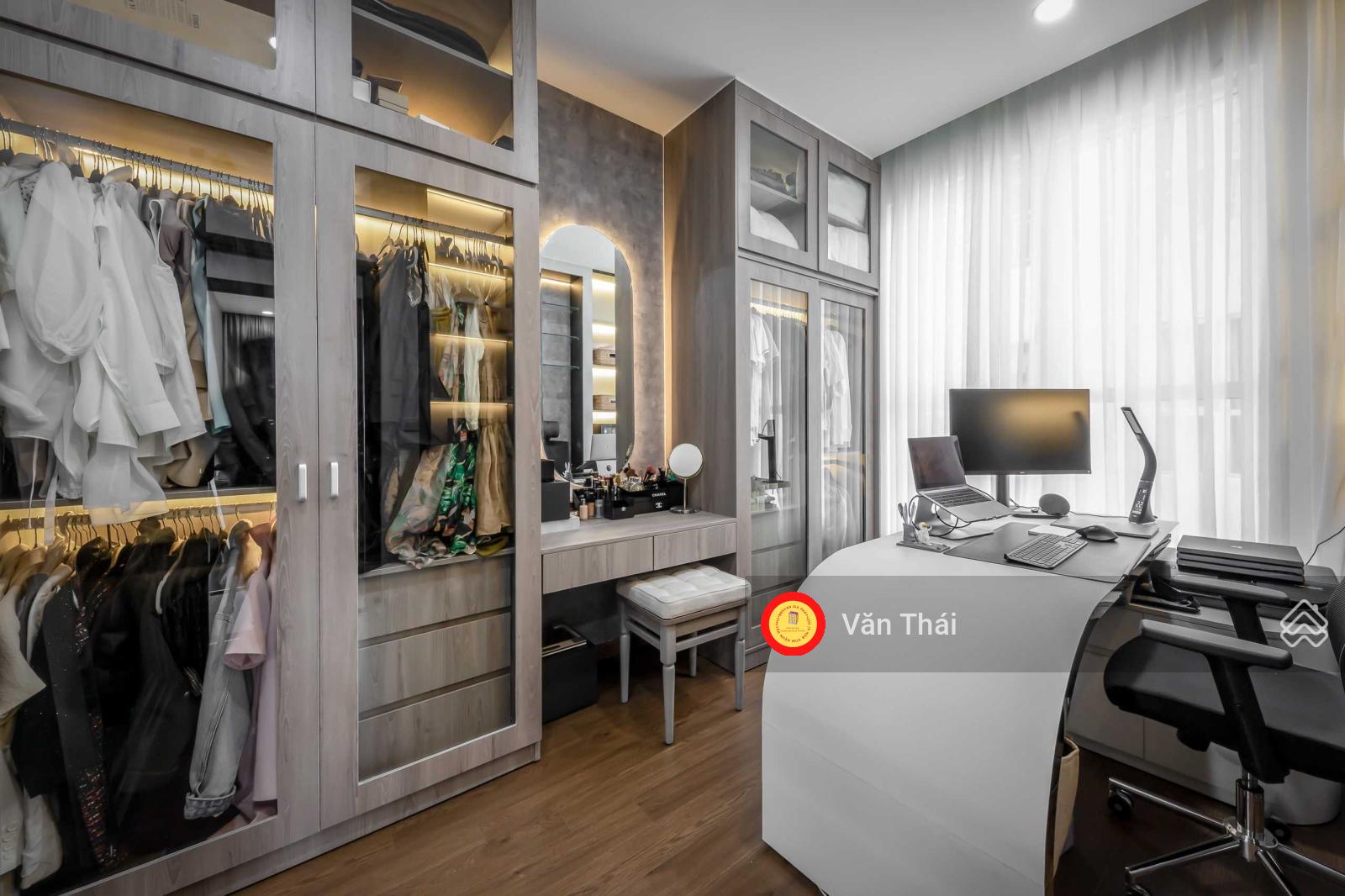 Căn hộ chung cư Kingdom 101 Quận 10 102m² giá 10 tỷ - View đẹp, lầu cao