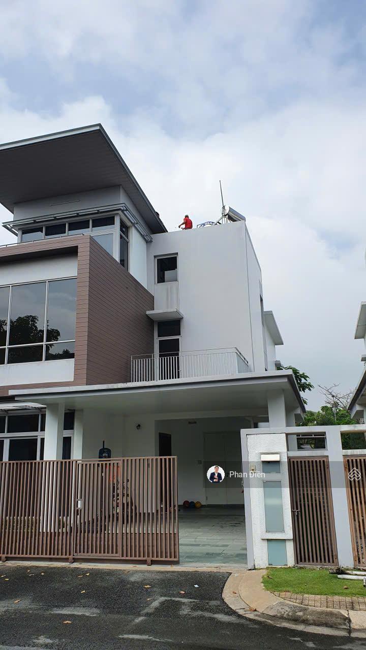 Biệt thự Riviera Cove Quận 9 388m² giá 60 triệu - Hoàn thiện cơ bản, vào ở ngay!