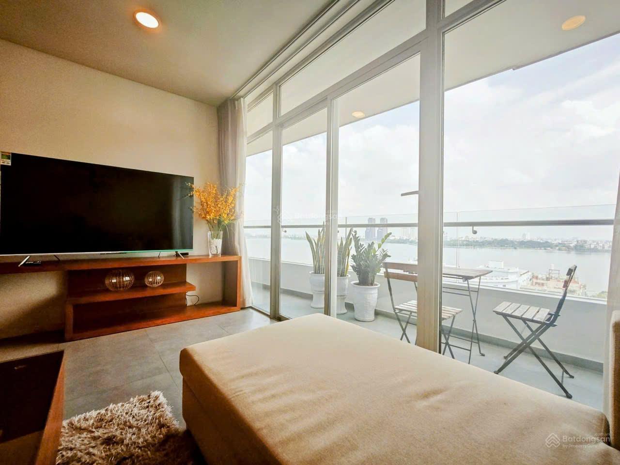 Căn hộ chung cư Watermark 395 Lạc Long Quân 117m² giá 20 triệu - View trực diện Hồ Tây!