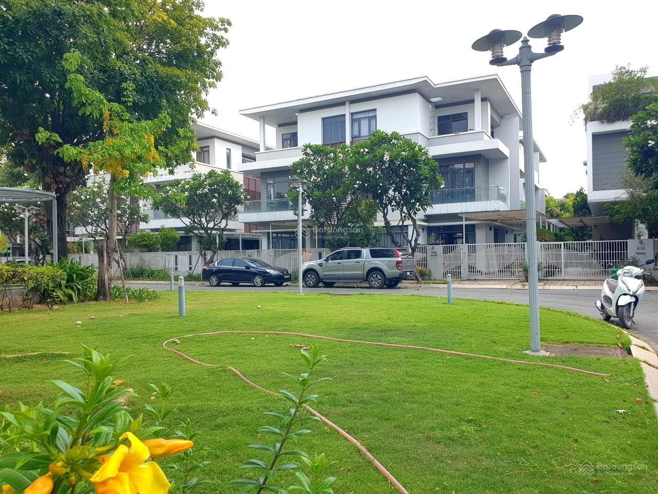 Biệt thự đơn lập Phố Đông 351.3m² giá 31.5 tỷ - Vị trí đẹp, không lỗi phong thủy!