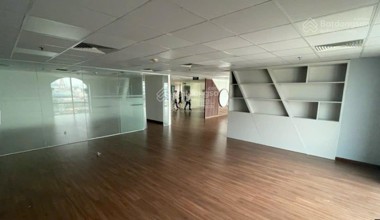 Cho thuê văn phòng Hòa Phát 70 NDC Tower, Hoàng Mai, 500m² chỉ 150 nghìn/m² - Không gian làm việc lý tưởng!