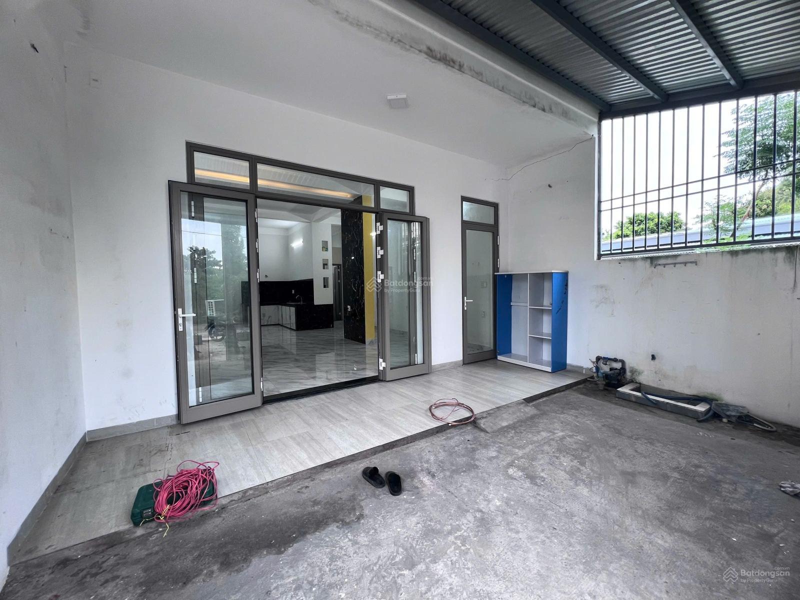 Nhà nguyên căn cho thuê tại Phố Chợ Điện Ngọc 144m² giá 7 triệu - Kinh doanh thuận lợi!