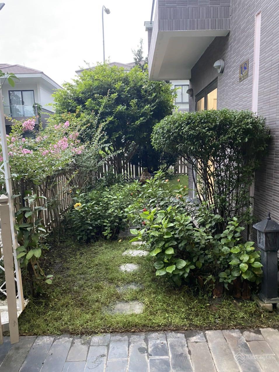 Biệt thự Camellia Garden Bình Hưng 195.5m² giá 18.9 tỷ - Căn góc view hồ sang trọng