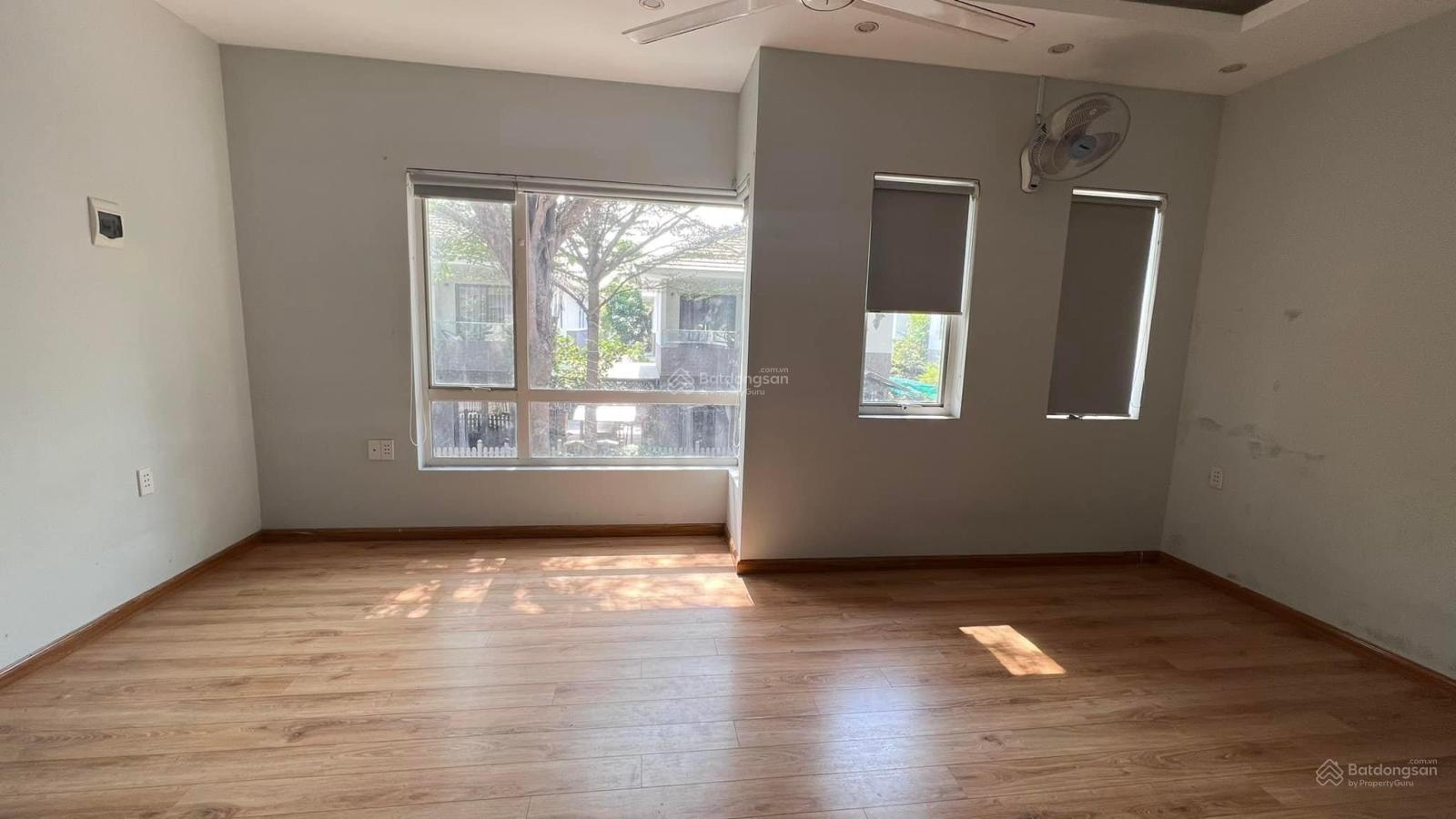 Bán Gấp nhà phố tại Camellia Garden, Bình Chánh 74m² chỉ 7,4 tỷ - Không gian sống lý tưởng!