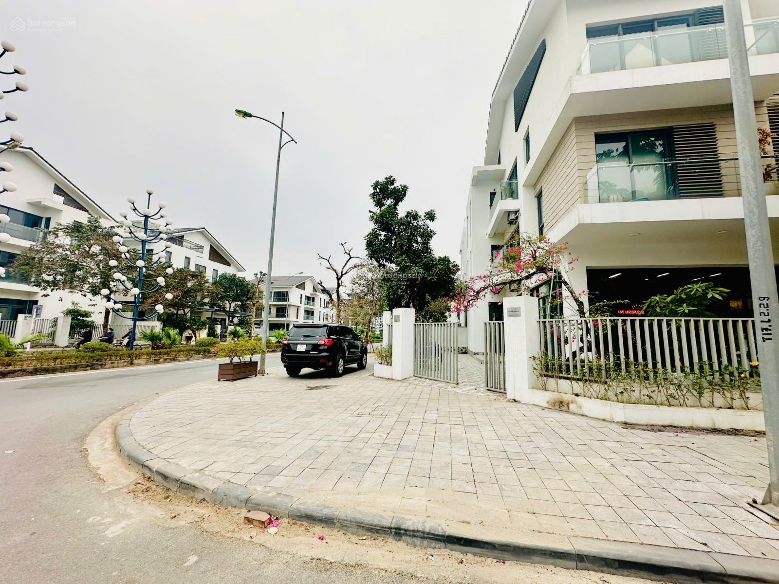 Bán căn góc biệt thự tại Khu đô thị mới An Hưng, 140m² giá 40 tỷ - Thiết kế hiện đại, phong thủy tốt!