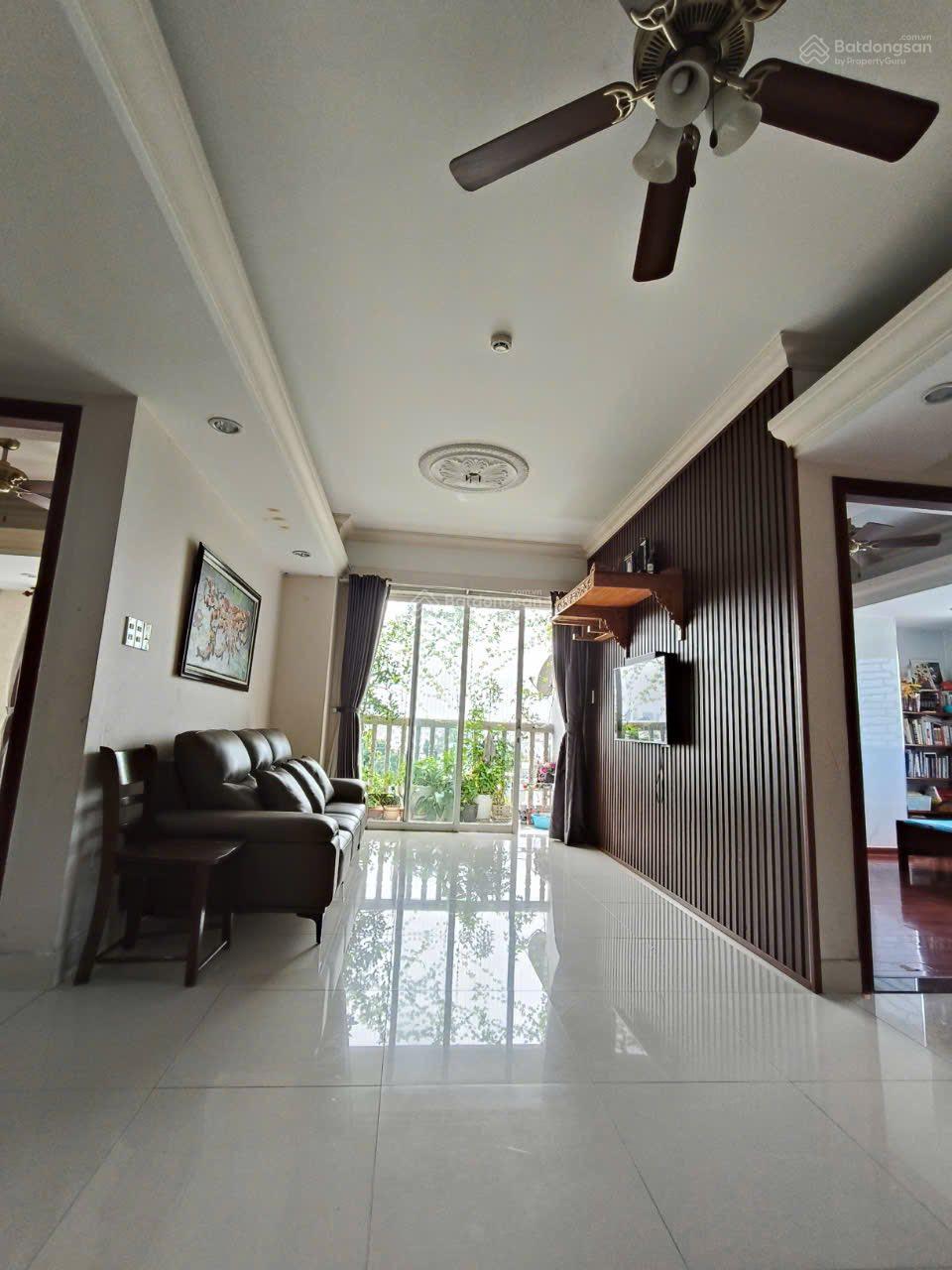 Căn hộ Homyland Nguyễn Duy Trinh 117m² giá 5.5 tỷ - Sẵn sàng vào ở với nội thất cao cấp!