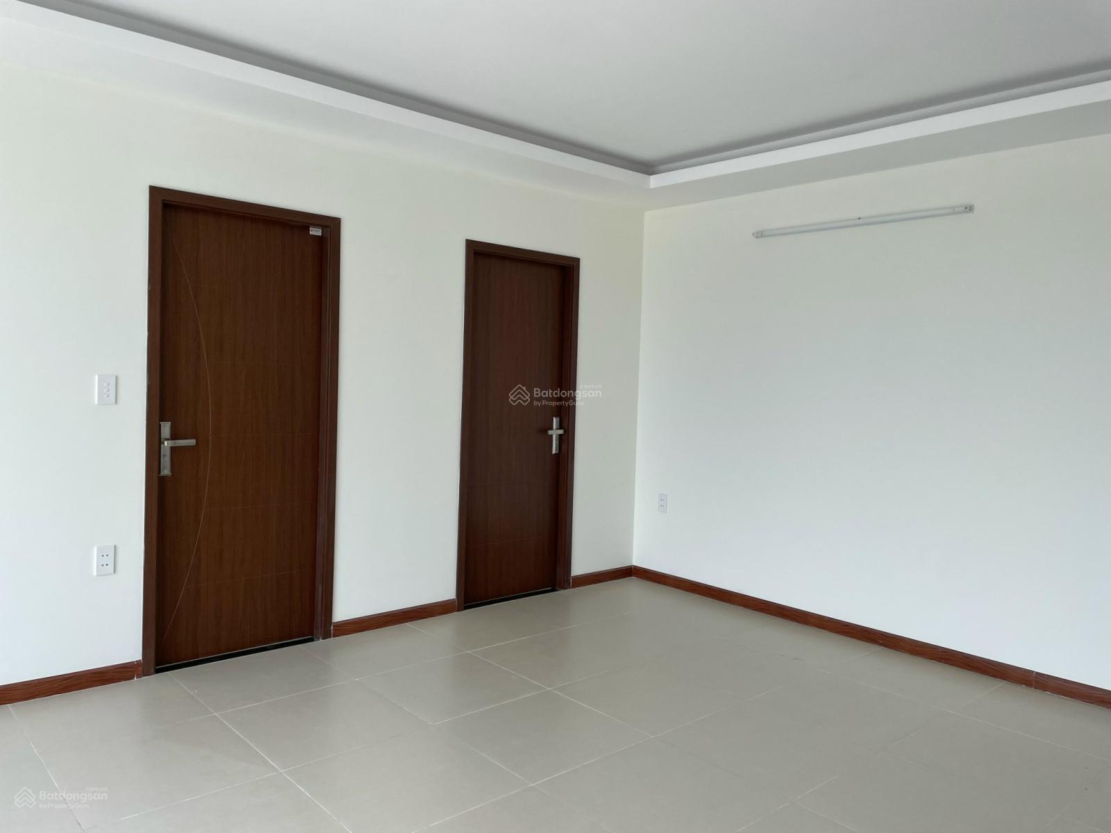 Căn hộ Iris Tower 65m² giá 1.7 tỷ - Nhà mới 100% ngay VSIP 1!